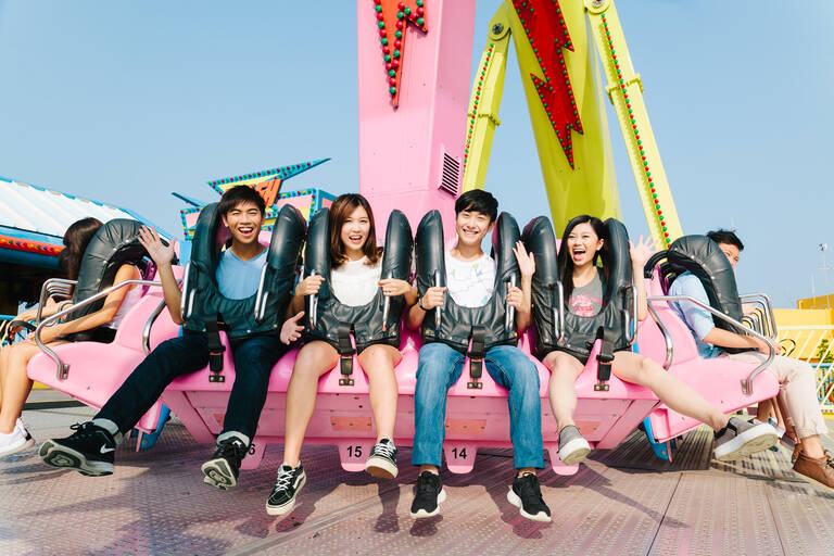Top 5 Essential Rides and Attractions to Experience at Ocean Park
